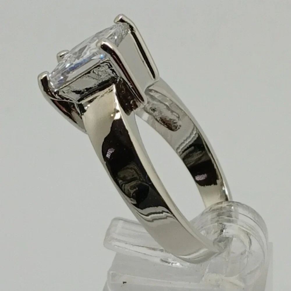 Vintage 90s Princess Cut Sim Diamond Solitaire Ring Silver Tone Wide Band Size 9